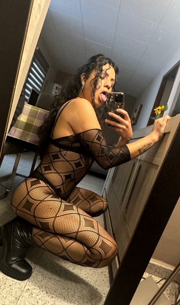 VALESKA 692471656  SEXY HOT