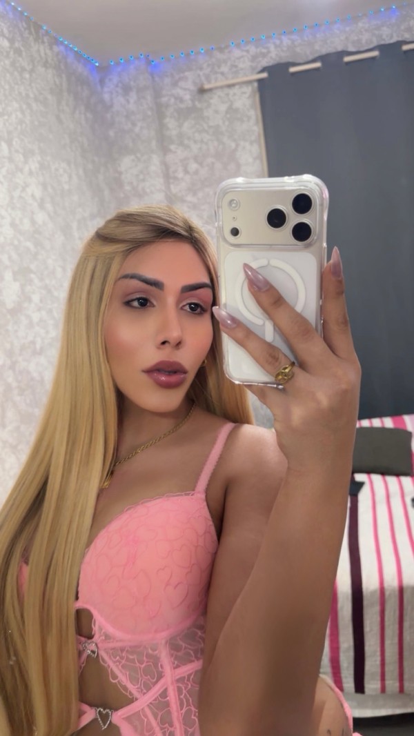 Ni puta Ni santa soy Lais la mas cachonda y lechera