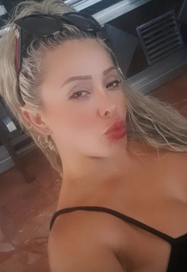 SENSUAL Y CACHONDA LATINA COMPLACIENTE NOVEDAD