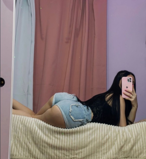 Placer y caricias colombiana divina