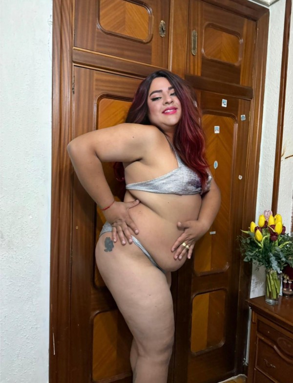 Chica Trans fiestera me encanta hacer colocones