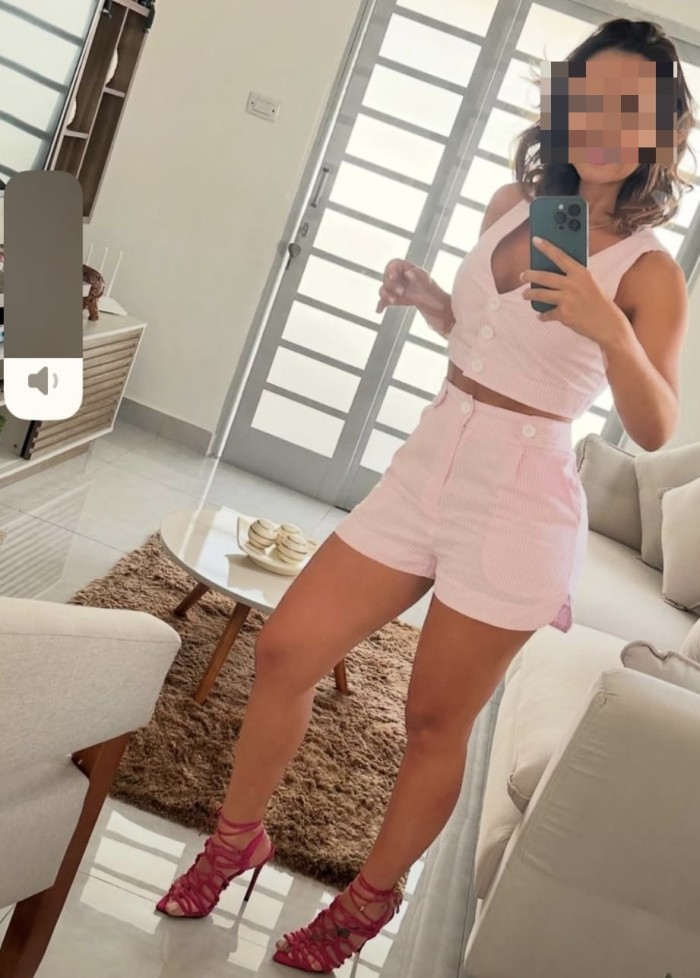 Latina impresionante muy guapa NOVEDAD