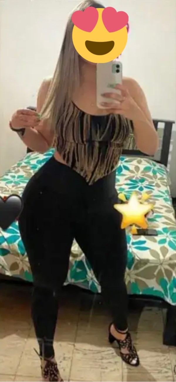 Española rubia guapa con cuerpazo y tetazas