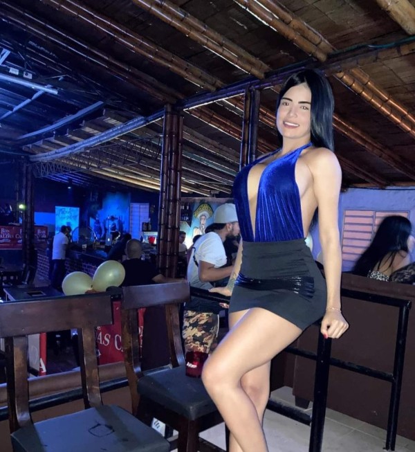 PAOLA POCOS DIAS EN FERROL