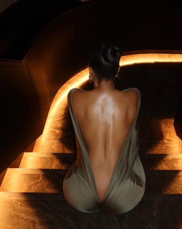 FIESTERA IMPLICADA DELICIOSA CACHONDA COMPLACIENTE