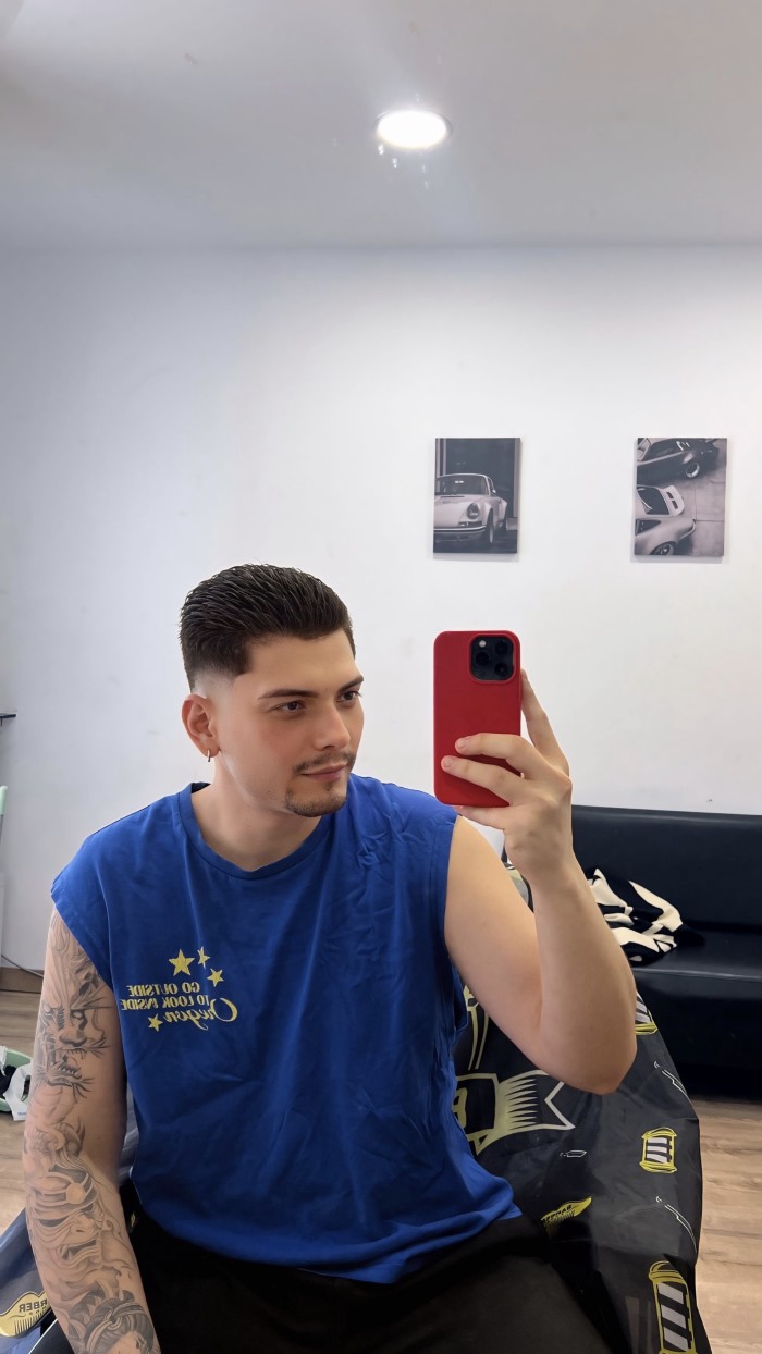FELIPE RECIEN LLEGADO NOVEDAD REALIZÓ MASAJS RELAJANTES
