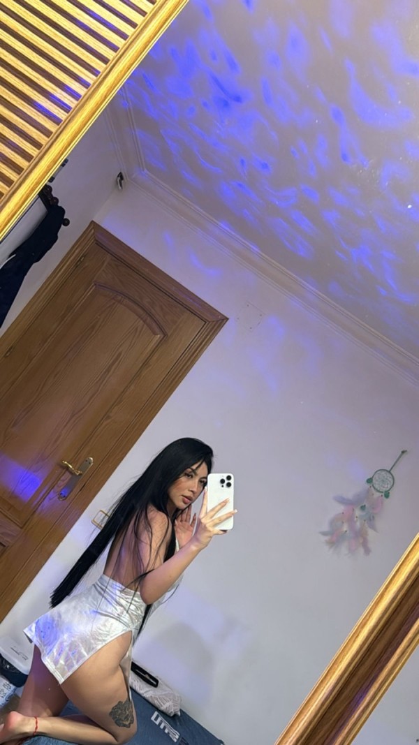 LATINAS ENCANTADORAS Y FIESTERAS