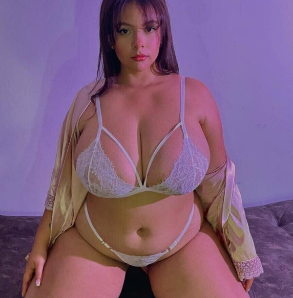 FIESTERA MUY CACHONDA VEN A VERME. Vista alegre