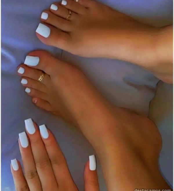 TE LA CHUPO DE RODILLA ENSALIVADA ÚLTIMOS DÍAS