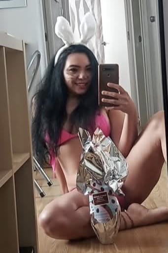 Latina exotica disponible con antelación