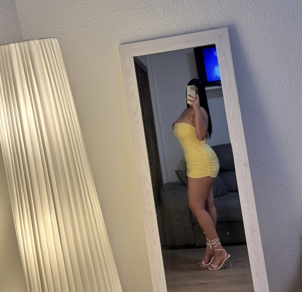 PARAGUAYA SEXY DE GRANDES TETAS