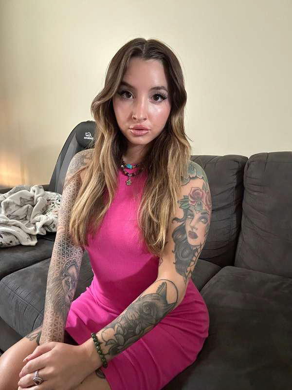 COLOMBIANA CON CURVAS ME ENCANTAN LOS CHICOS CARIÑOSOS