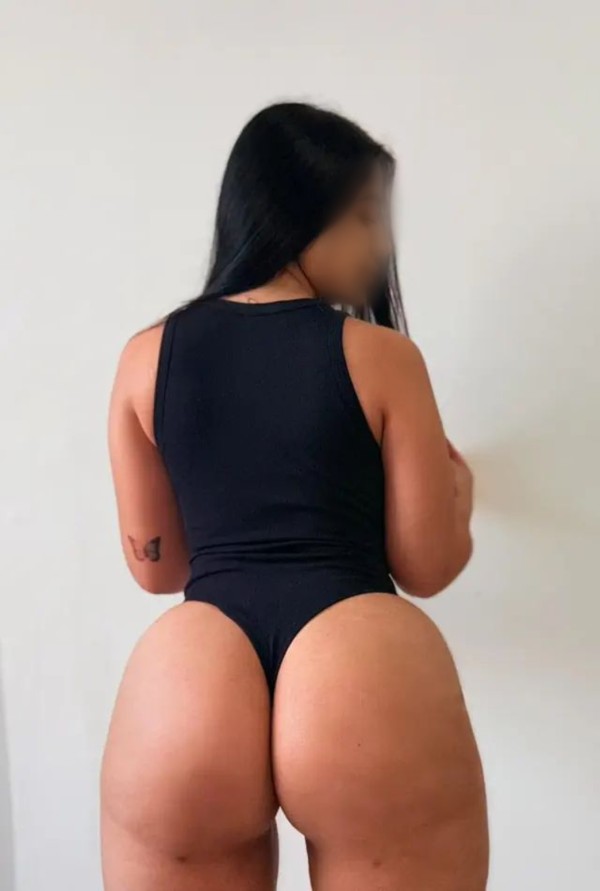 FIESTAS LARGAS SALIDAS SEXO MASSAGE