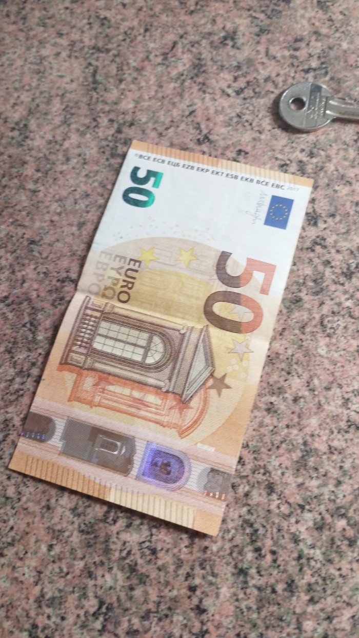 EN TENERIFE BUSCO CHICAS PARA TRABAJO PAGO DIARIO