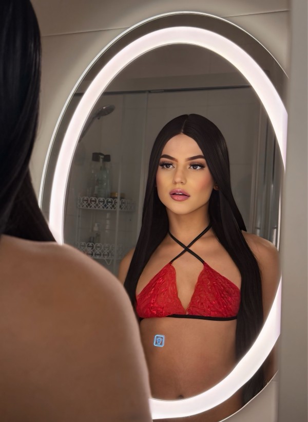 LATINA PASIVA-SALIDAS Y CON SITIO-VENTA CONTENIDO EXPLÍCITO-VIDEOLLAMADAS