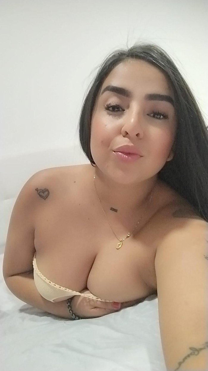 TRES AMIGAS RECIEN LLEGADAS VEN A CONOCERNOS 24H