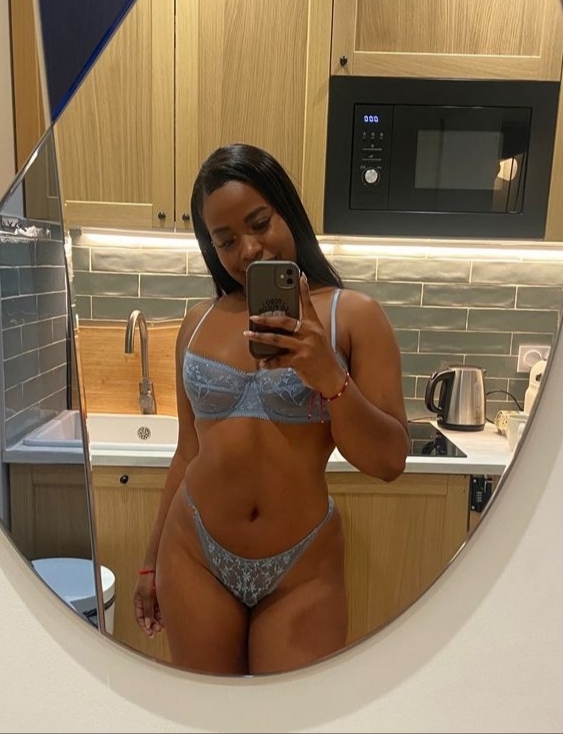 Novedad. Está morena Rica y traviesa solo para Ti