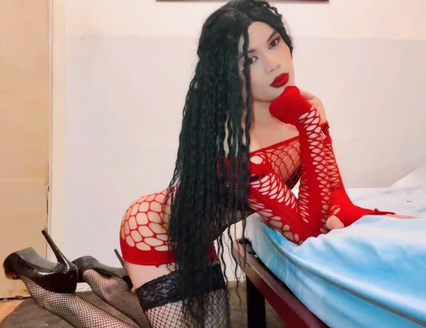 NOVEDAD AUTÉNTICAMENTE SENSUAL MUY CACHONDA EN BARCELONA