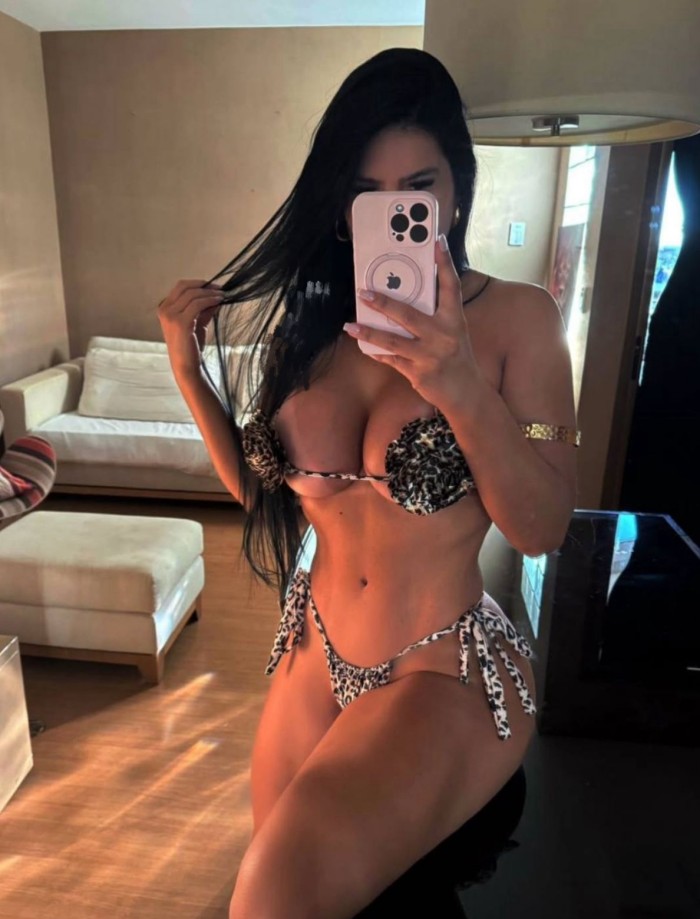 HERMOSA BRASILEÑA MUY FESTEIRA Y MUY VICIOSA *_* EL ALCALÁ DE HENARES