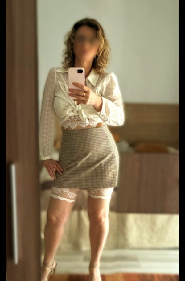 Dalia 42 años, particular