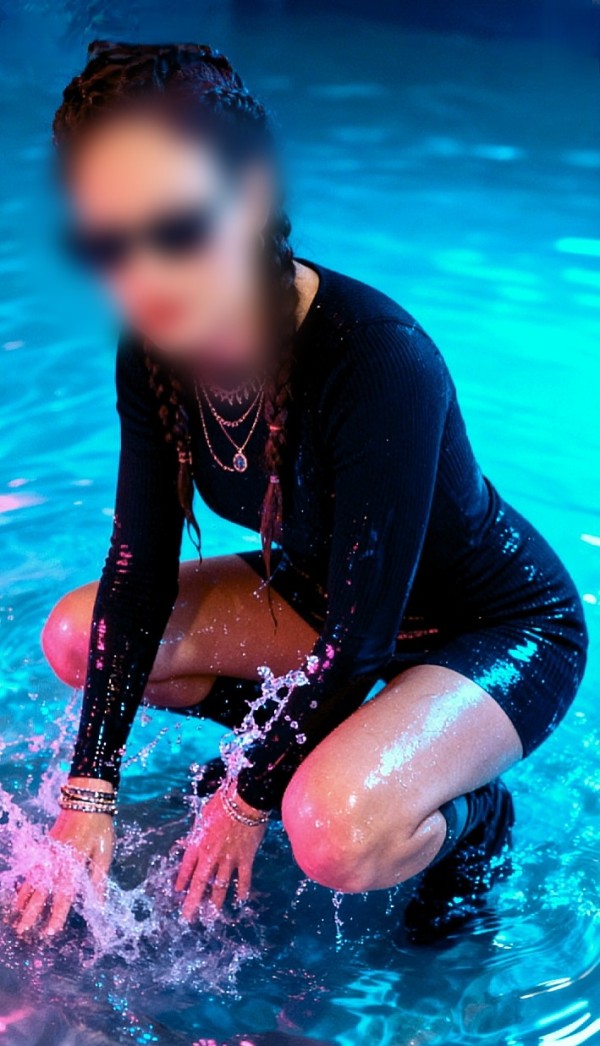 Bombón latino completa  implicada//viveiro