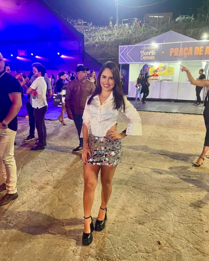 MUY CACHONDA SIN LIMITES 24/7 FIESTA A TOPE