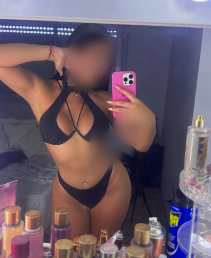 SOLO SALIDAS CHICA MUY FIESTERA TRAVIESA