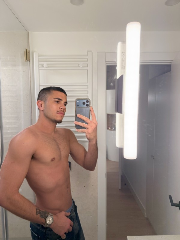 Latino XXL hetero Pollon