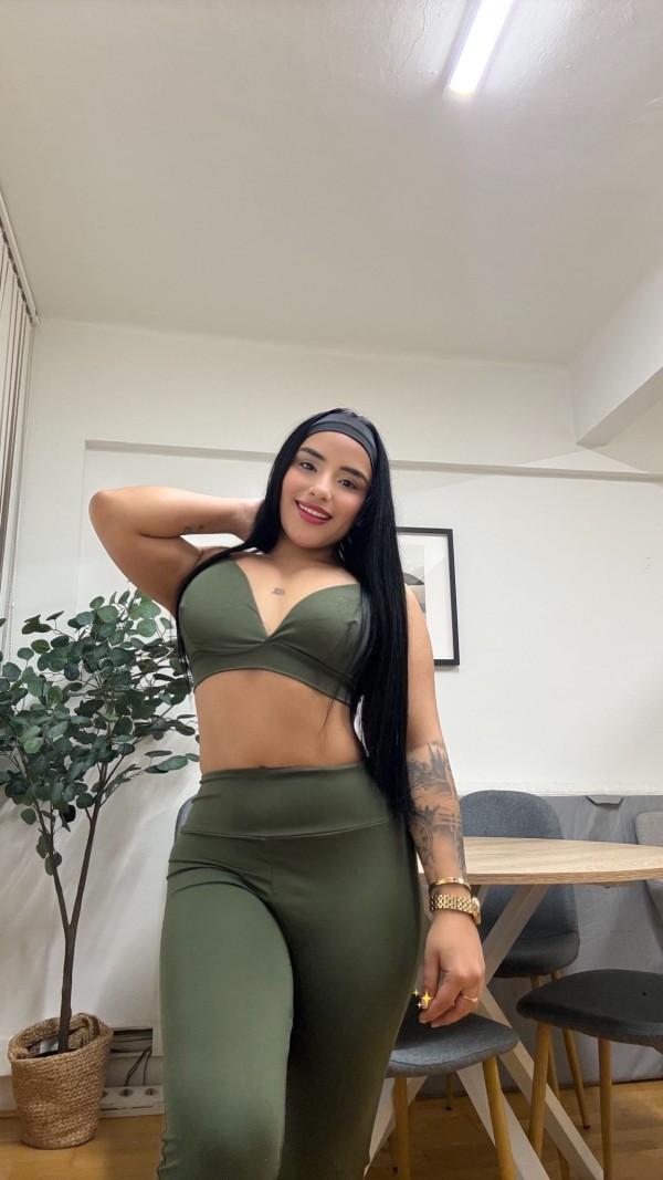 Modelos/ cachondas/ fiesteras