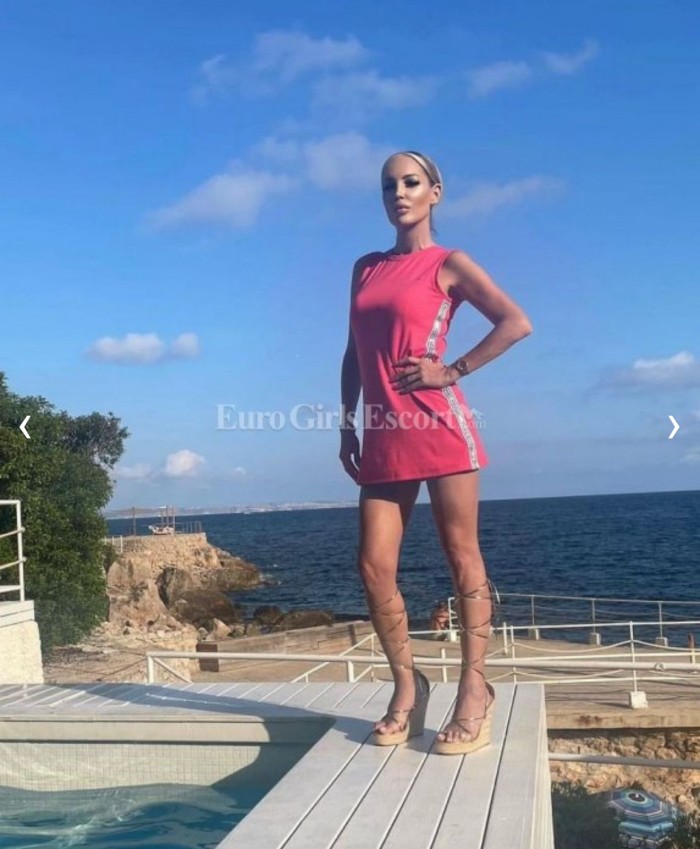 SOFIA, SPANISH MODEL IN TORREVIEJA. COME MEET ME,
