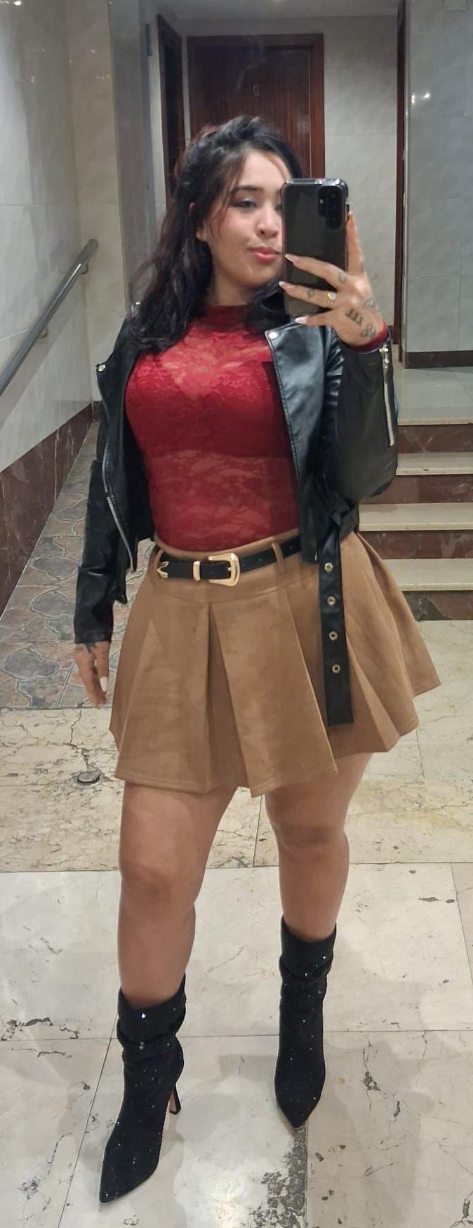 Venezolana muy guapa y fiestera NOVEDAD