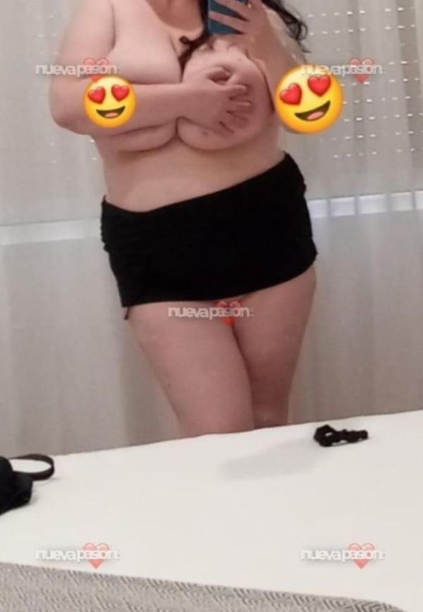 SOLO HOY  Y MAÑANA MIERCOLES! MUJER GRANDE !!ENORMES PECHOS!SI A TODO