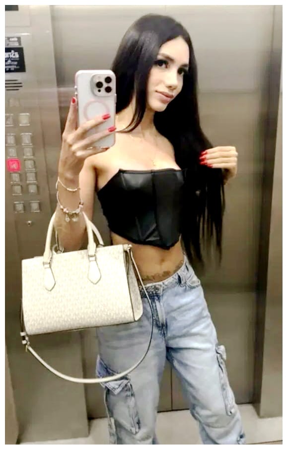 Chicas jóvenes guapa simpática y Agradable