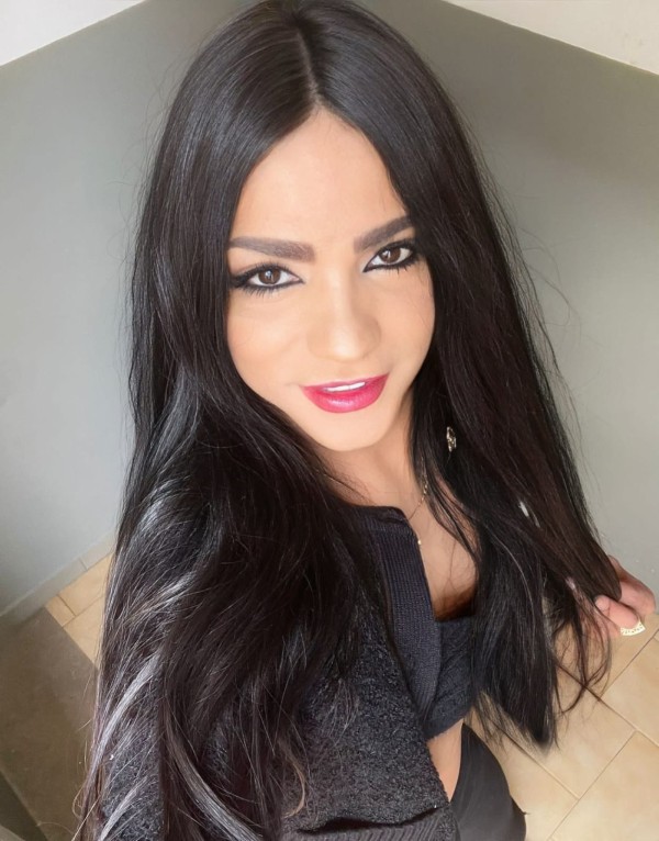 Trans la viuda de negro en Manresa