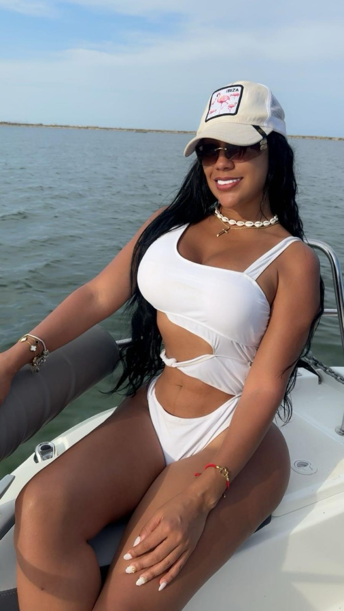 ENCANTADORA SENSUAL ARDIENTE BUENA AMANTE