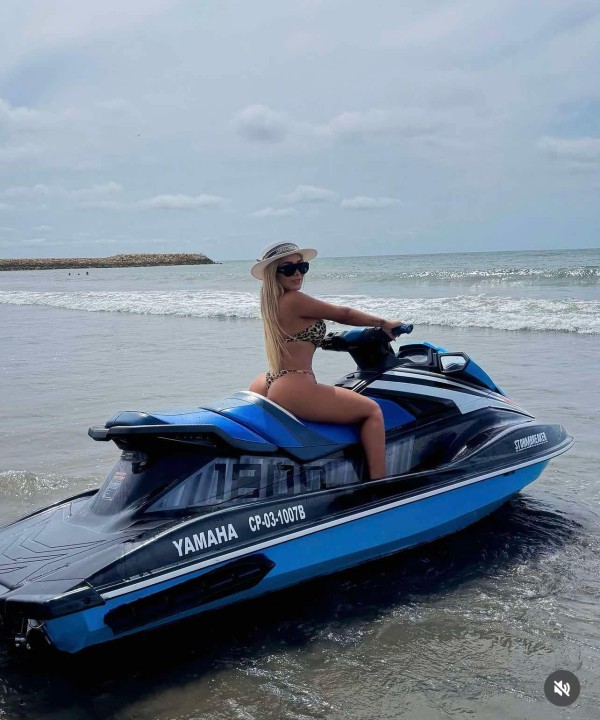 JOYAVIP URUGUAYA GUAPA Y CALIENTE – 631445336