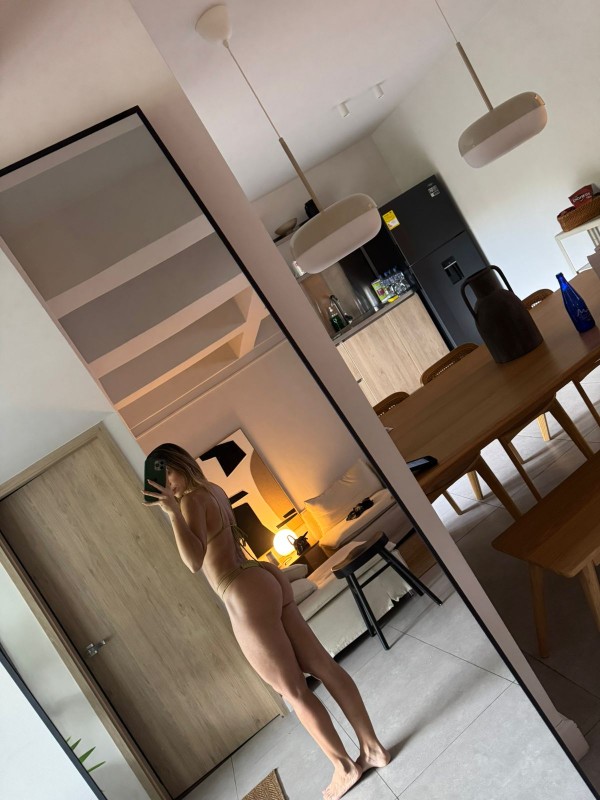 ¡¡¡NOVEDAD!!! Colombiana rubia pocos días