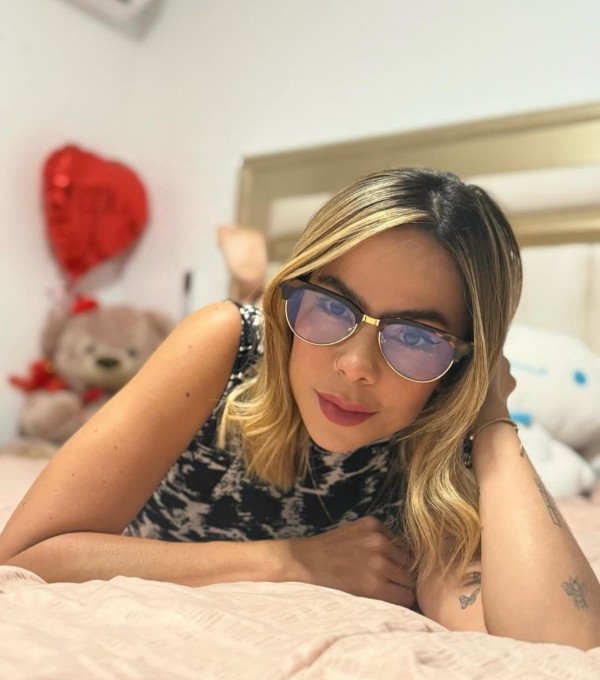 ¡¡¡NOVEDAD!!! Colombiana rubia pocos días