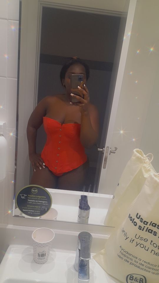 Luna: Tu fantasía más ardiente en Cádiz y alrededores