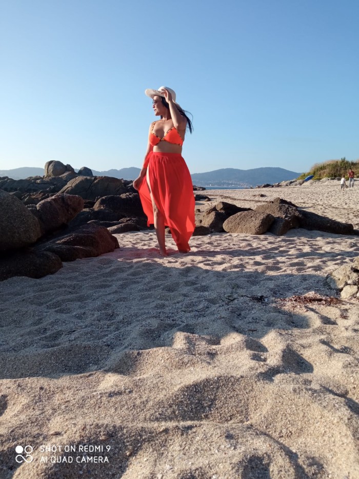 Renata madura juvenil sexy e implicada