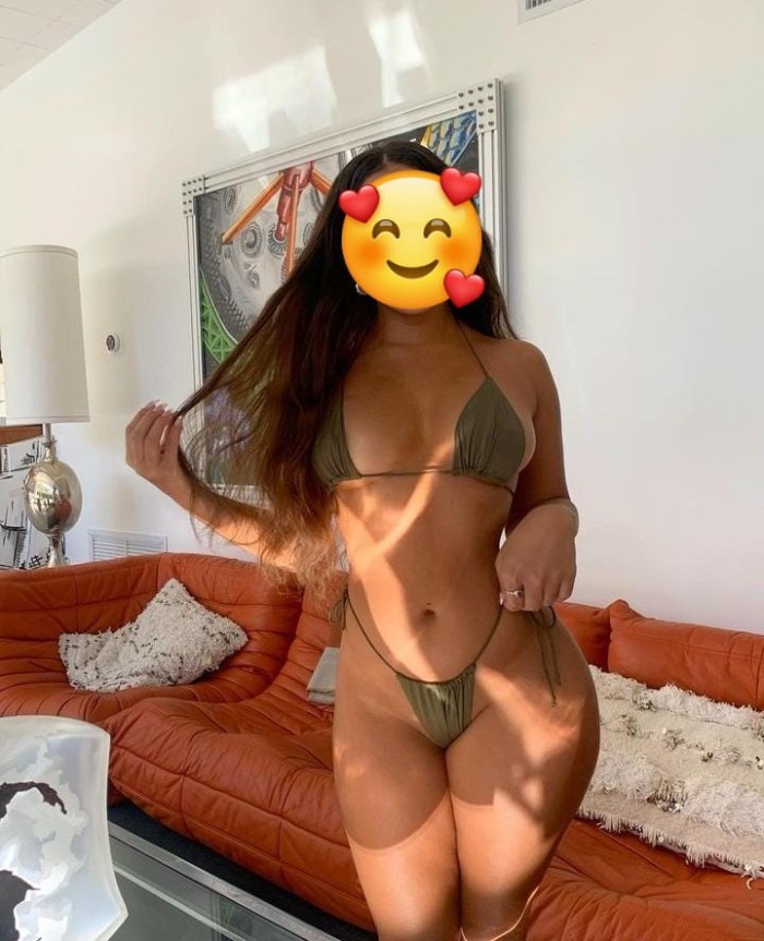 VEN A COJERME A MI PISO MUY LIMPIO Y DISCRETO AMOR