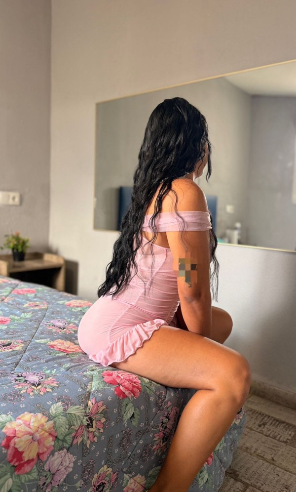 COLOMBIANA FETICHERA Y FIESTERA