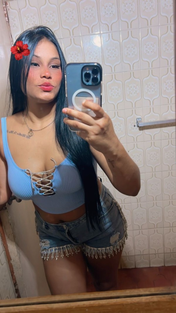 HERMOSA JOVENCITA MUY COMPLACIENTE