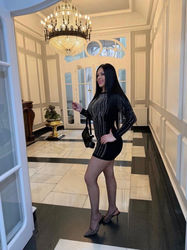 latina recien llegada a valencia ven por mi