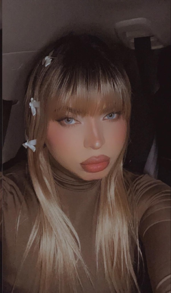 GUAPA Y SEDUCTORA CHICA TRANS 604100219