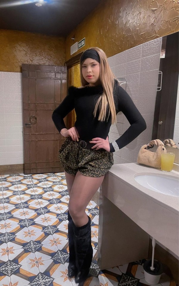 GUAPA Y SEDUCTORA CHICA TRANS 604100219