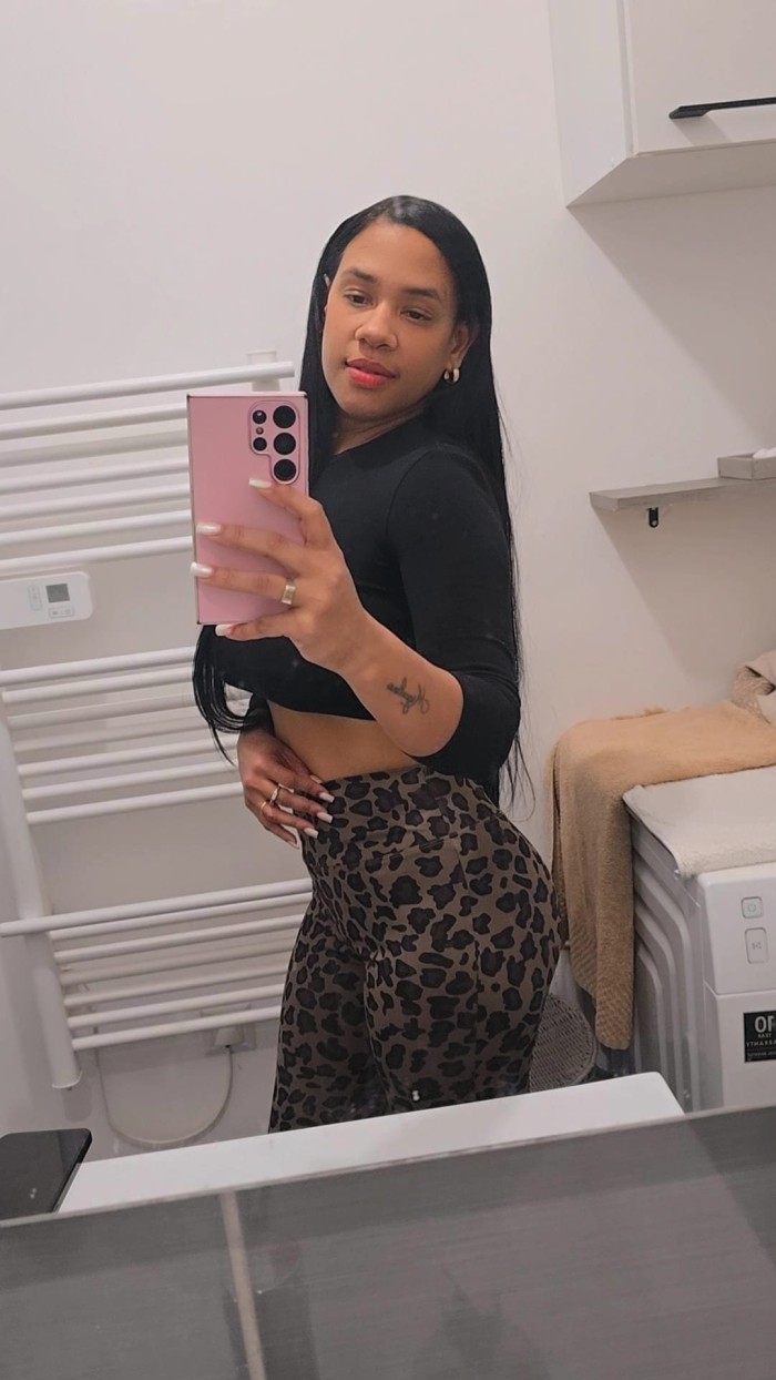 ANGIE CARIBEÑA  EN TORREMOLINOS MORBOSA CALIENTE JUGUETONA 24H