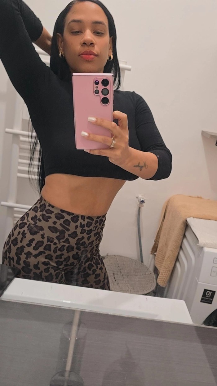 ANGIE CARIBEÑA  EN TORREMOLINOS MORBOSA CALIENTE JUGUETONA 24H