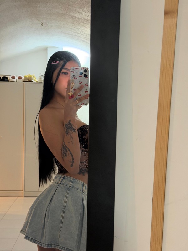 Hermosa colombiana, Nueva en Alicante