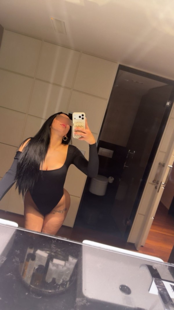 VENEZOLANA DE LUJO Y EXCLUSIVIDAD TRATO VIP LLÁMAME Y QUEDAMOS